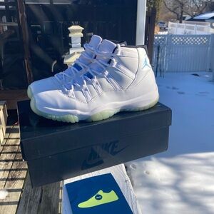Nike Air Jordan 11 Retro Legend Blue Columbia Size 10.5 Mens